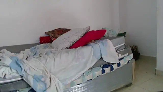 sofiasims webcam