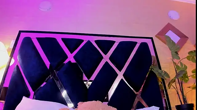 Valery_Brand webcam