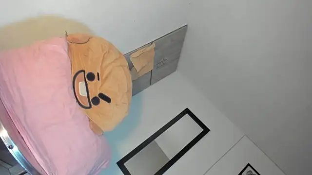exotis_tiahara777 webcam
