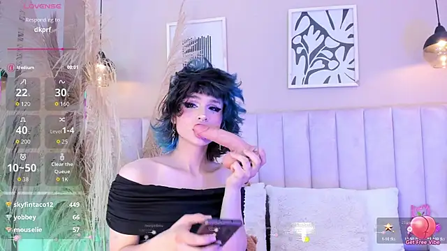 Lyausaphie - Trans webcam sex chat