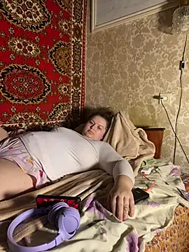Nenssy555 webcam