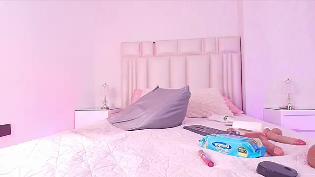 mia_velvett_ webcam