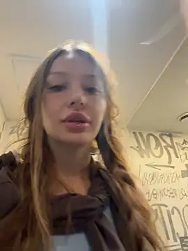 mikkixmeow webcam