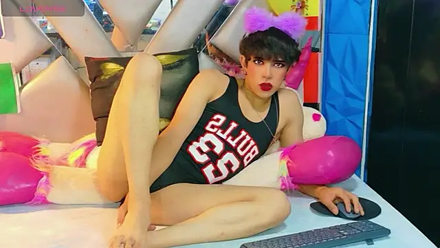 Model: Alejandra_Raven