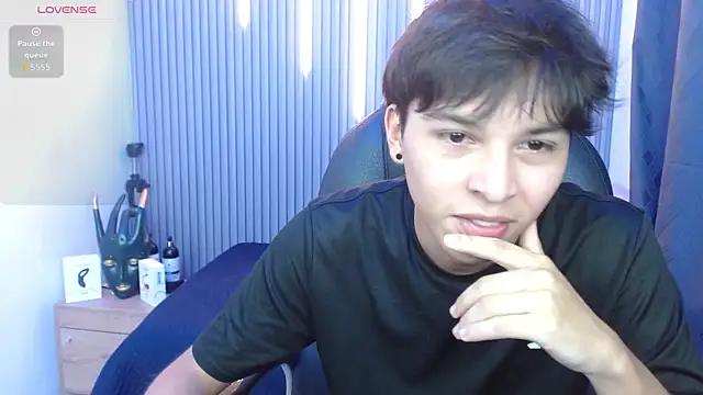 StiwenTwink webcam