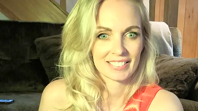 Bonnie_Ryder webcam