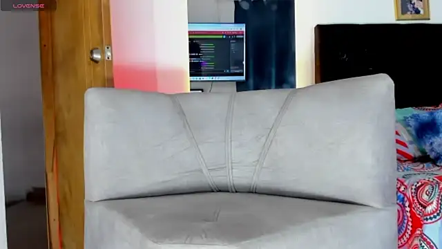 lyan_77 live sex cam
