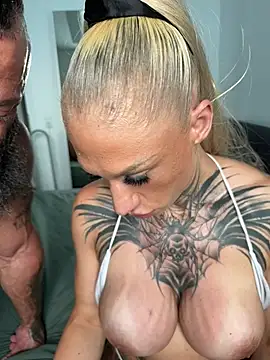 glorycouple_xlive live sex cam