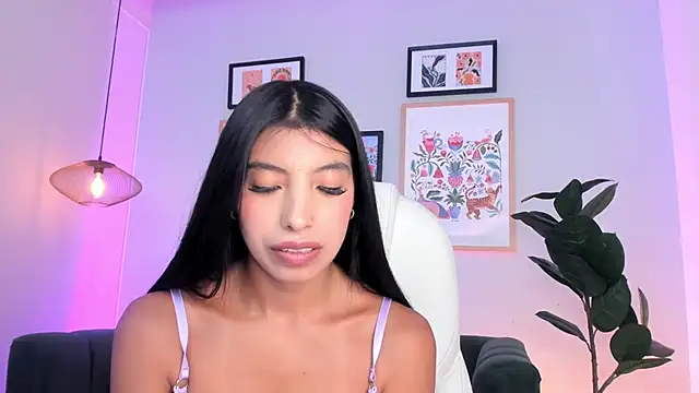 Tiffany_Low