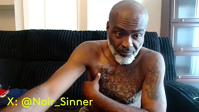 sinnernoir - Sinnernoir's free webcam - UK Sex Cams