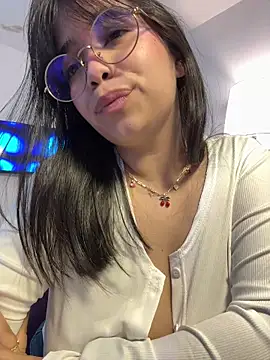 tati_reyess - Tati_reyess's free webcam - UK Sex Cams