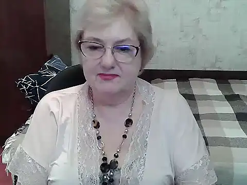 renata62011 - Renata62011's free webcam - UK Sex Cams