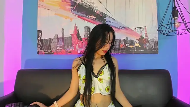 Luna_roose1 webcam