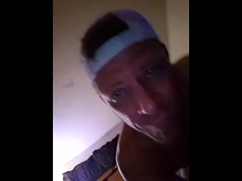 FrostedFlakes-69 webcam