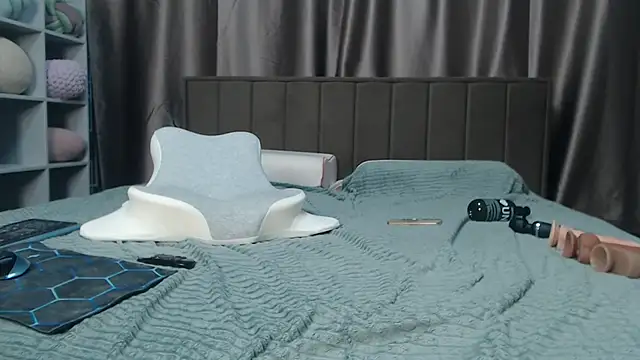 scyrim2 - Scyrim2's free webcam - UK Sex Cams