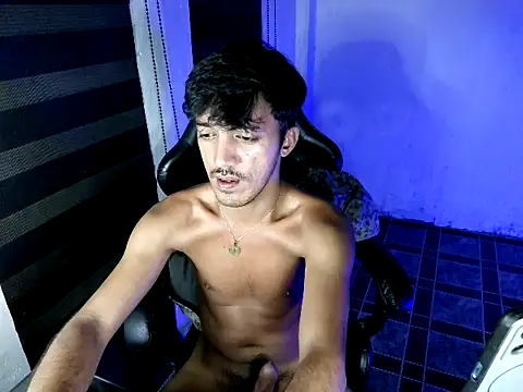 Spicy_RowyCam webcam