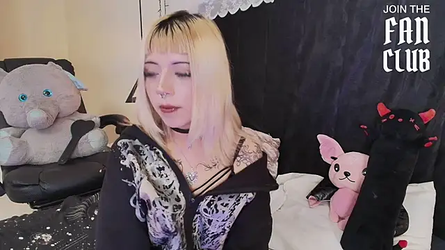 ivybelle_ - IvyBelle_'s free webcam - UK Sex Cams