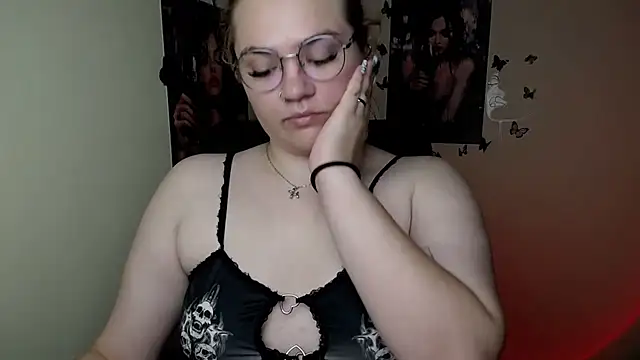 RinaRiii webcam