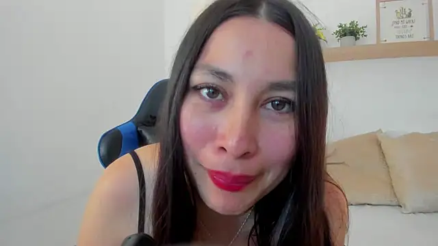 bella_99_ webcam