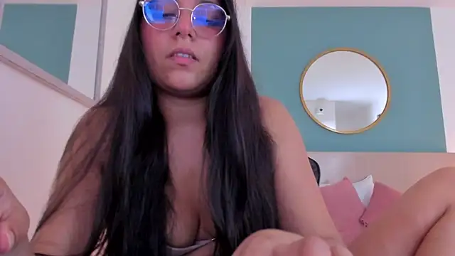 lucy_blue28 webcam