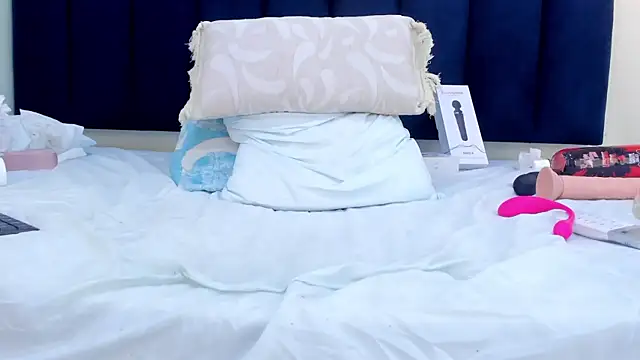 mayaevansmg webcam