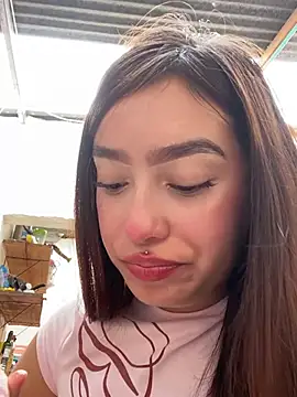 Miakittyyy webcam