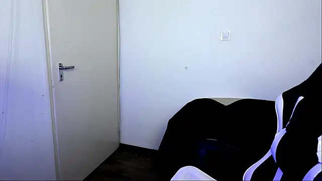 ShyHotNerd