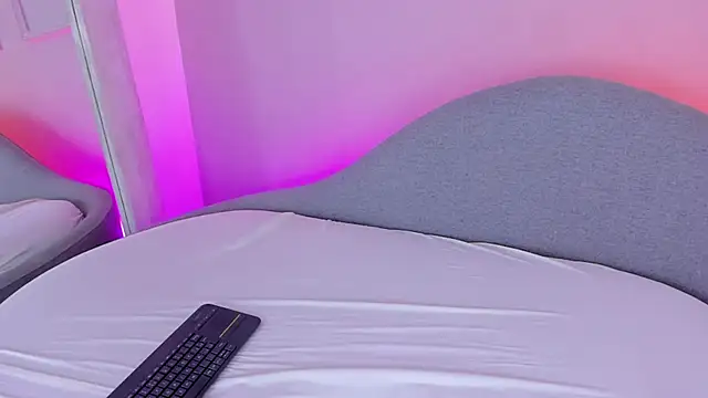 kosmic_Angel webcam