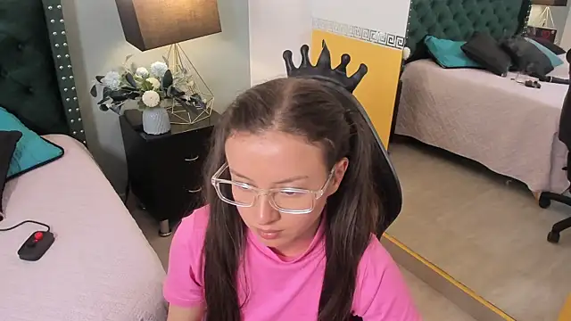 VioletaNova webcam