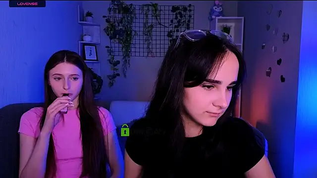 nekky_mouse webcam