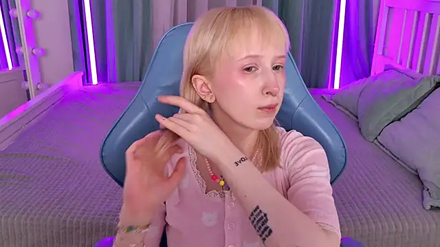 _Babyface_ webcam