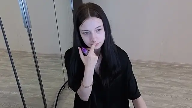 AlicePowells webcam