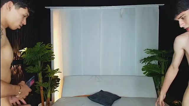 nympho_queenhot webcam