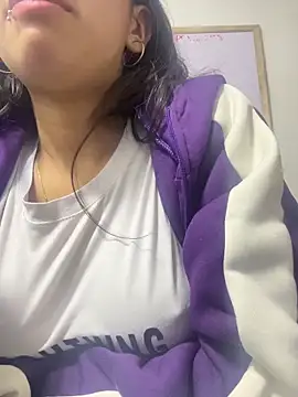 LilyRossi_ webcam