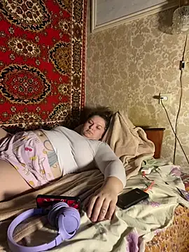 Nenssy555 webcam