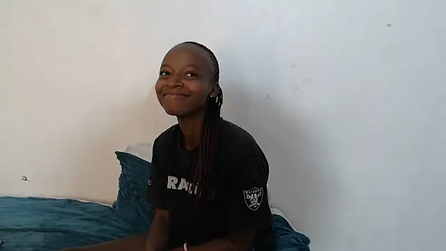 SexyPetite_22 webcam