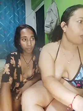 DivaCaliente1 webcam