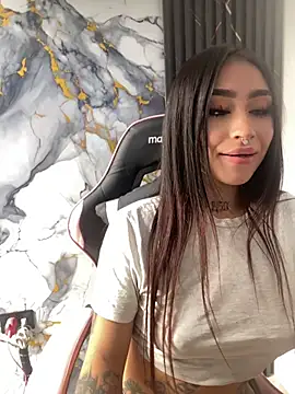 Nathasha_Diaz webcam