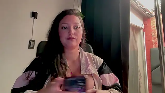 MarcellaGriffin webcam