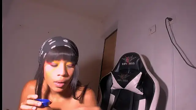 bad_girl_xxx webcam