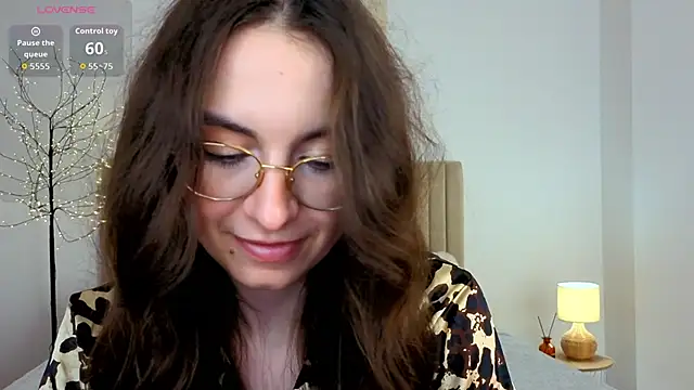 Real_cutie1 webcam