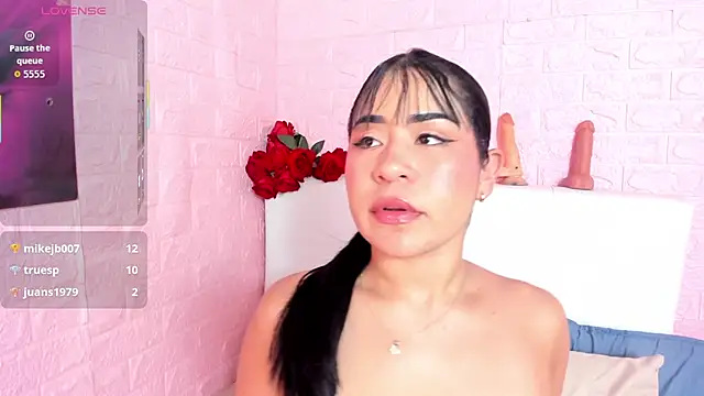 Celeste_Rox webcam