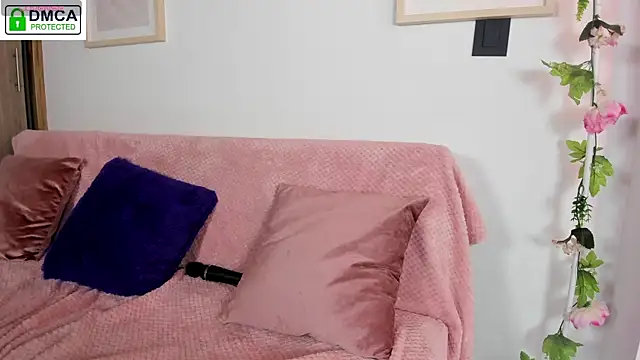 Veronica_isaza__ live cam on StripChat