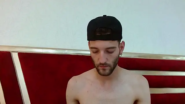 Christopher_saint webcam