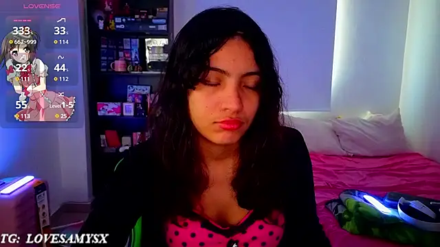 Lovelyamyy webcam