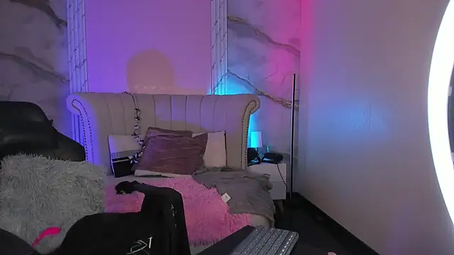 emmastonns - EmmaStonns's free webcam - UK Sex Cams