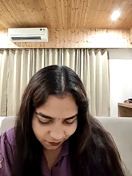 Himani_0122 webcam