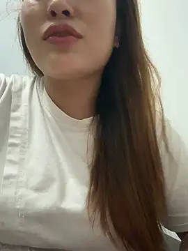 Lina-Naughty webcam
