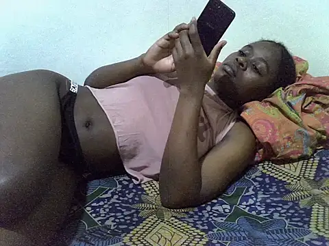 Hot-shannita webcam