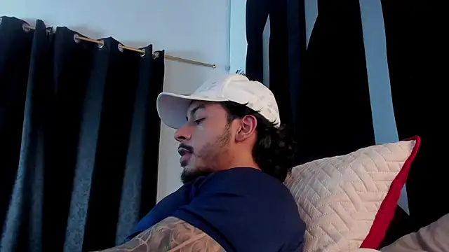 Justin_WhiteJS webcam